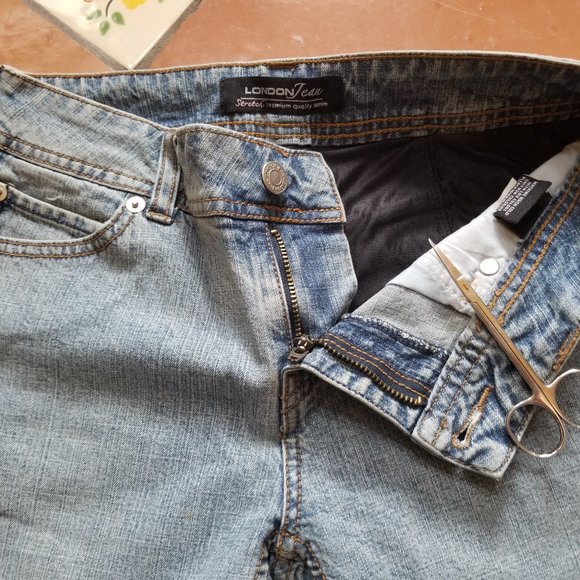 LONDONJEAN VS Uplift Light Wash Stretch Jean - Picture 6 of 12